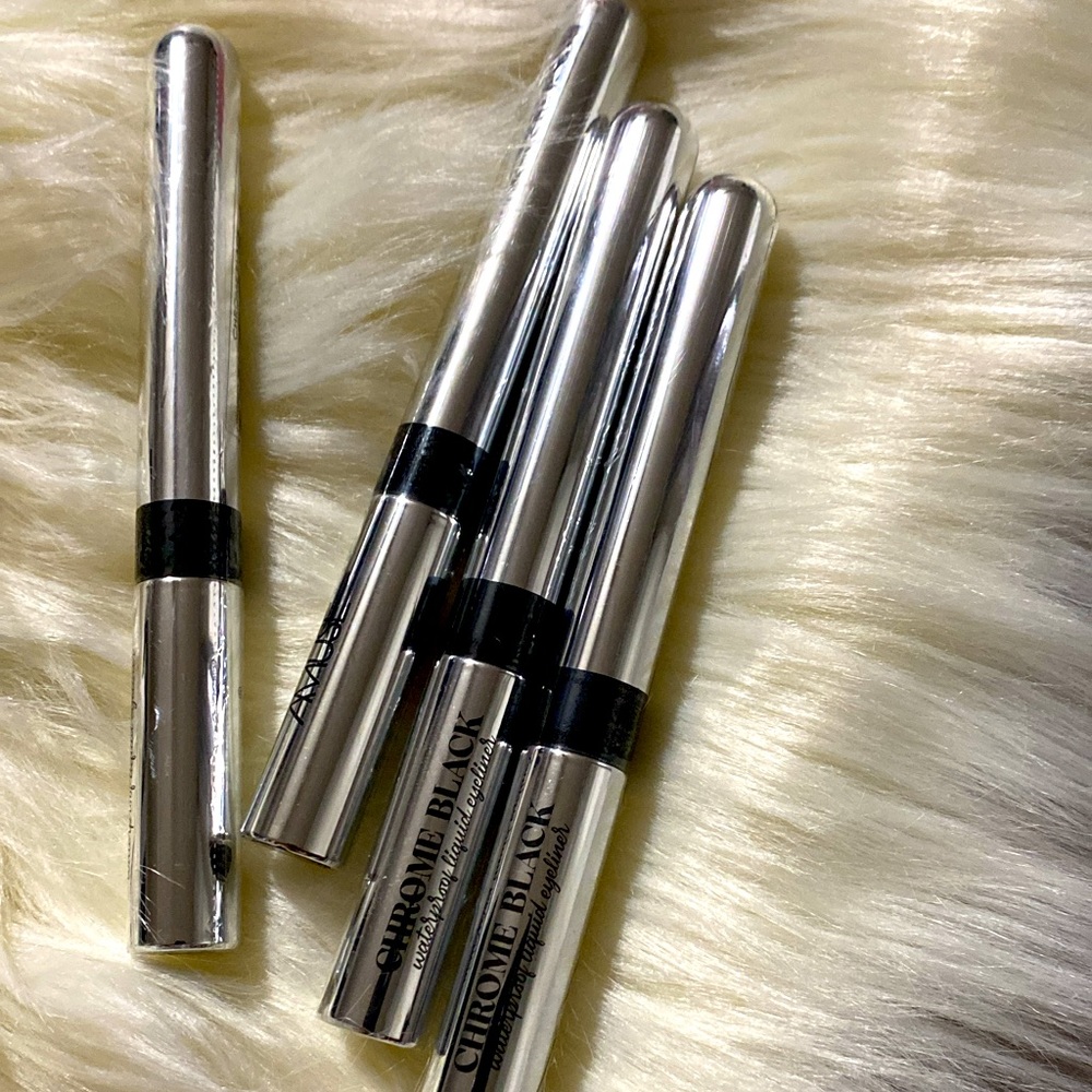 Eye liner